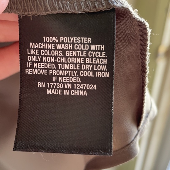 Mossimo Ladies size small olive green dress with pockets! Purchased at Target. - Picture 10 of 13